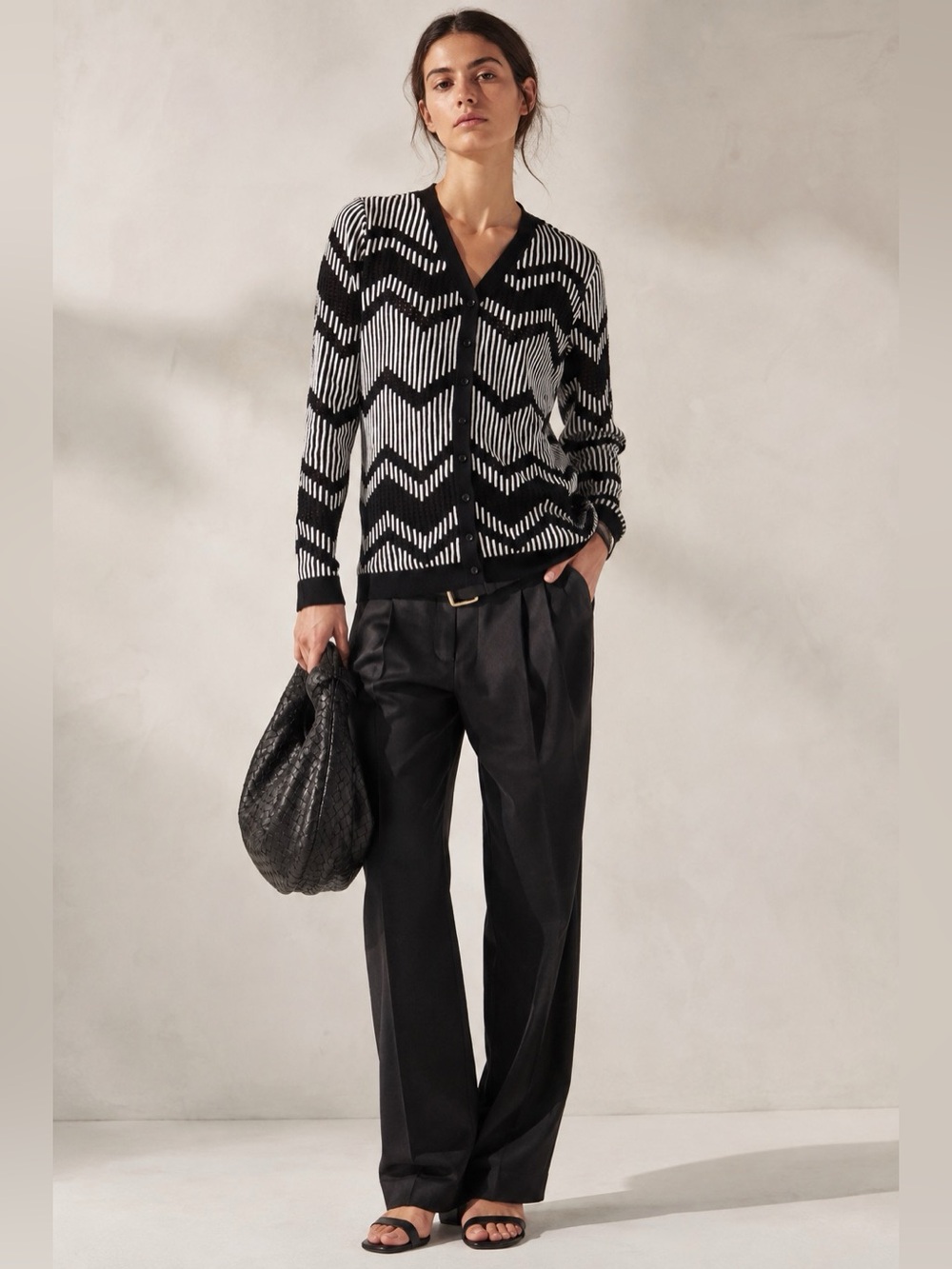 Missoni Chevron Knit V-Neck Cardigan Sweater Black Ivory Size IT 42 US 6